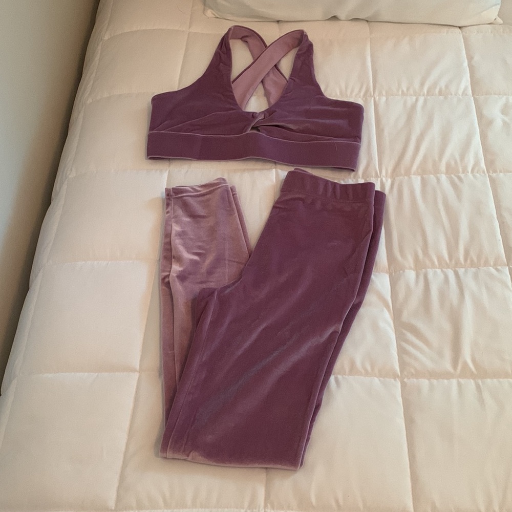 Fabletics Velour Purple sports outfit. Top size M, Bottom size S.